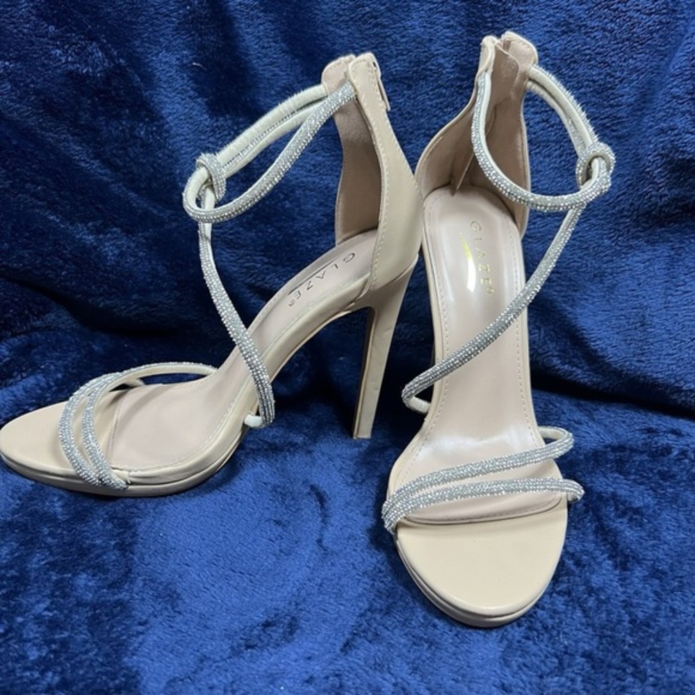 Glaze Women Rhinestone Embellished 4.5‎ Inch Heels - Picture 3 of 7